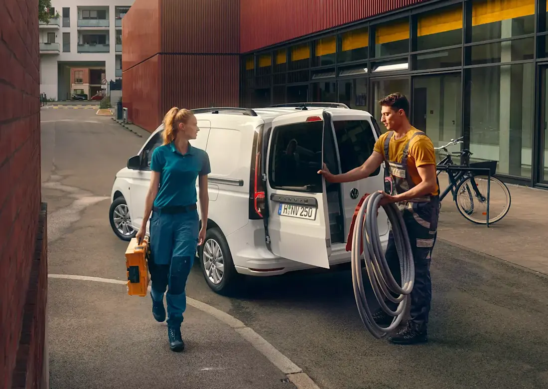 vw-caddy-maxi-life-back