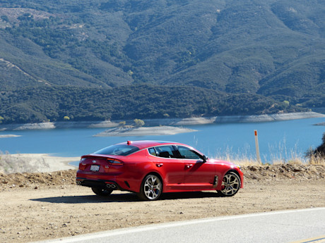 Editorial 2018 kia stinger jb 24