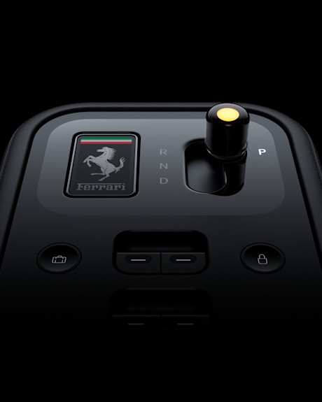 ferrari-luce-shifter-hero-srgb-6k-72dpi-4x5-557ebaa7-0194-4a5f-9224-b9a0cab35a54-abbaa6-f17122