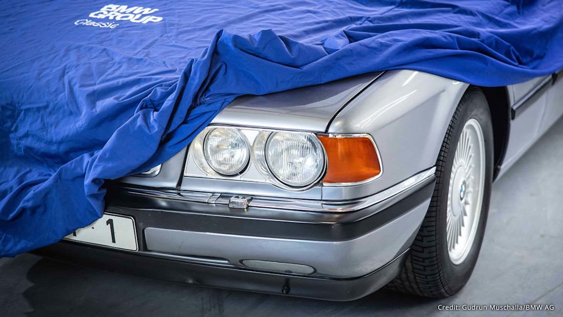BMW zeigt zweiten V16 "Goldfisch"-Prototypen