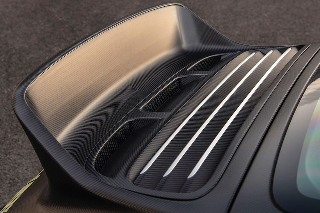 Porsche-911-964-singer-naples-commission (22).jpg