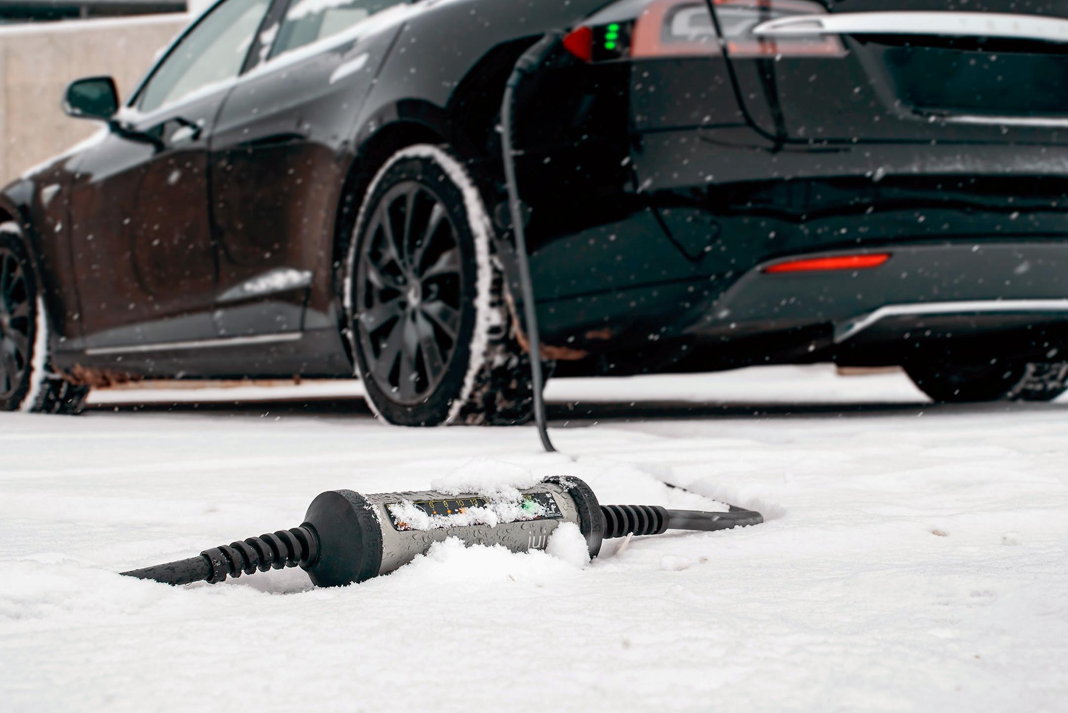 How to Do a Winter Road Trip With an EV - AutoTrader.ca