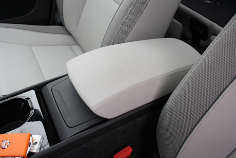 Volvo EX30 2025 vs Volvo EX40 2025 – Quel est le meilleur choix pour vous? Image