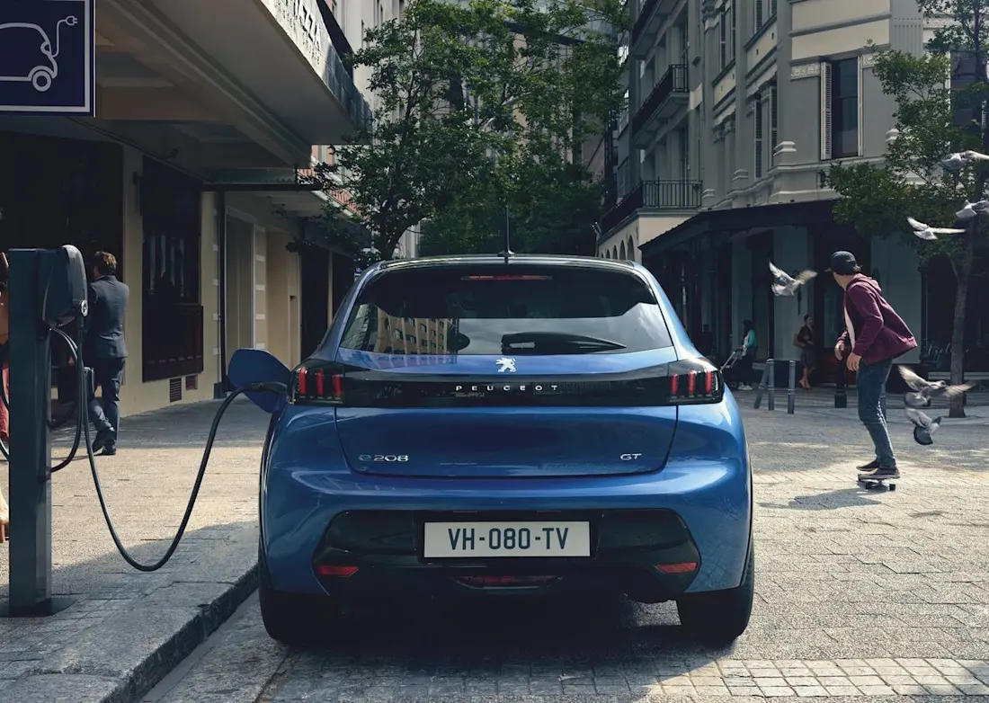 Peugeot-e-208-2020-1280-2b Peugeot-e-208-2020-1280-2b