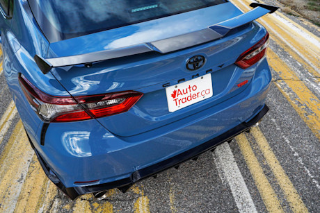Editorial 2022 toyota camry xse v6 trd 13 di