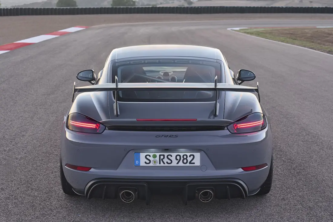Porsche 718 cayman GT4 RS 5