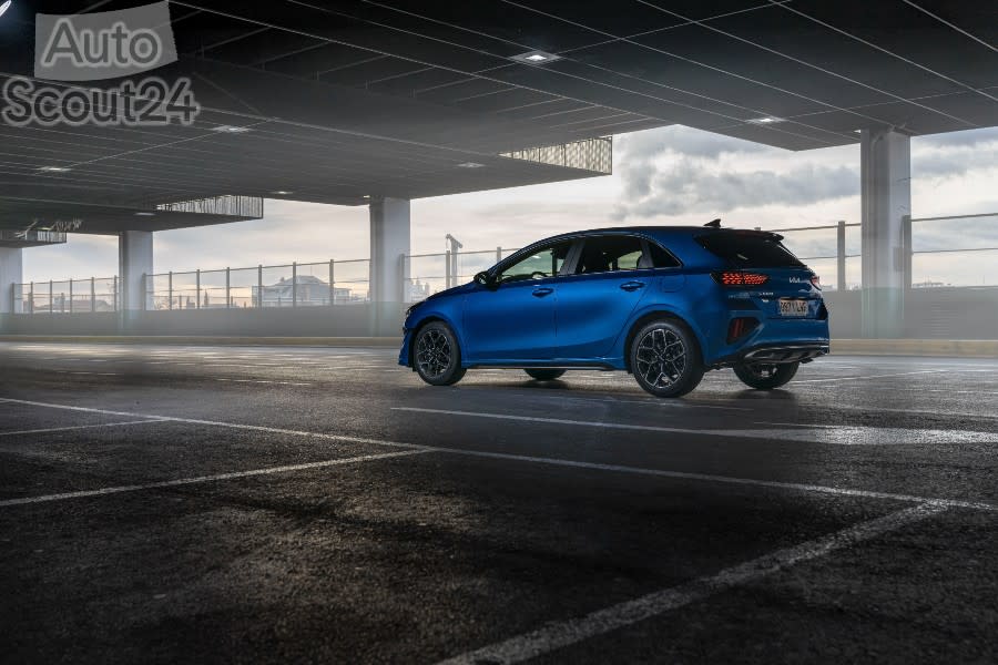 KIA CEED_007(1).jpg