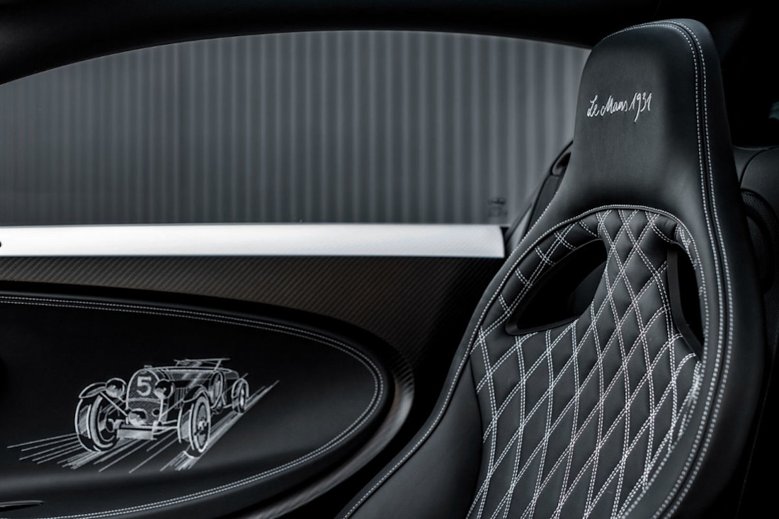 Bugatti-chiron-Hommage-T50S-edicion-especial (7).jpg