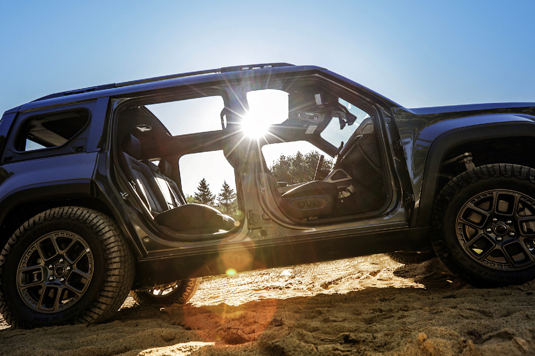 Jeep-recon-2026 (10).jpg