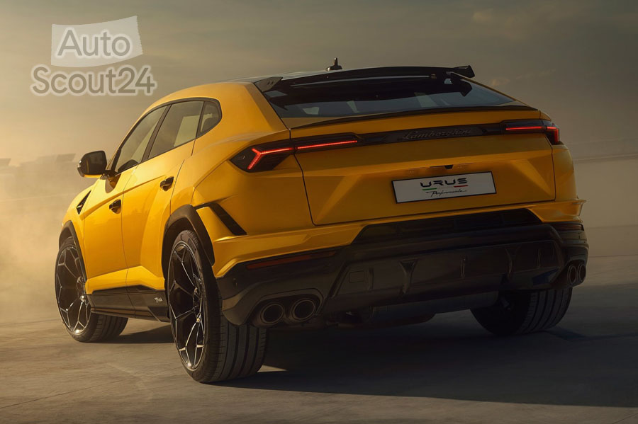 Lamborghini-Urus_Performante-2023-1600-11.jpg