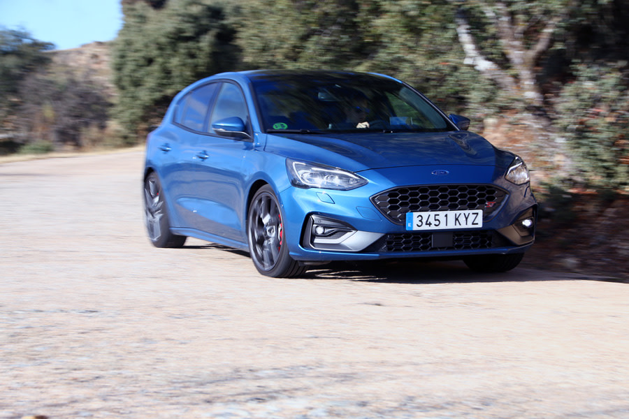 ford-focus-st-40.JPG