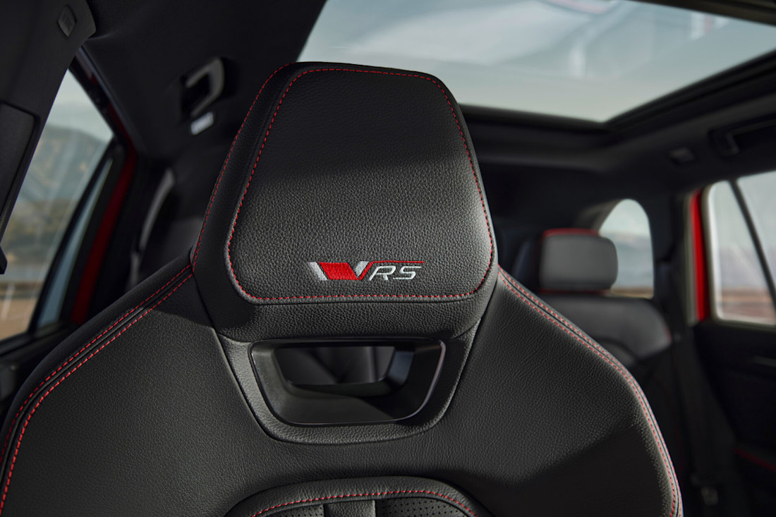 skoda-kodiaq-rs-2024-interior (3).jpg