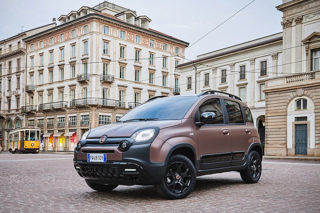 190917_Fiat_Panda-Trussardi_01.jpg