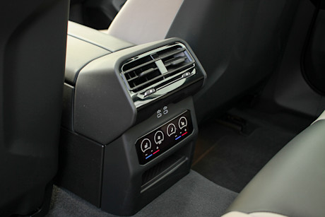 2025 BMW M5 Touring Review Image