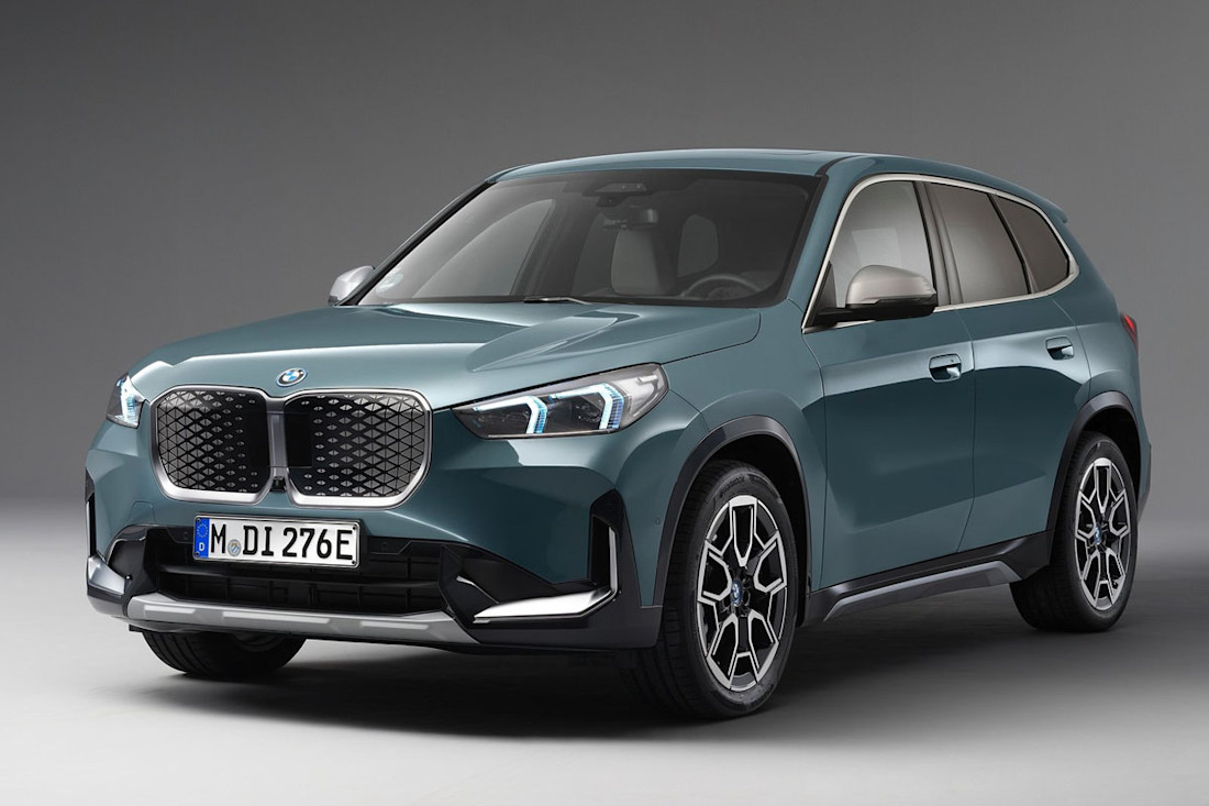 BMW-iX1_eDrive20-2024-1600-01.jpg