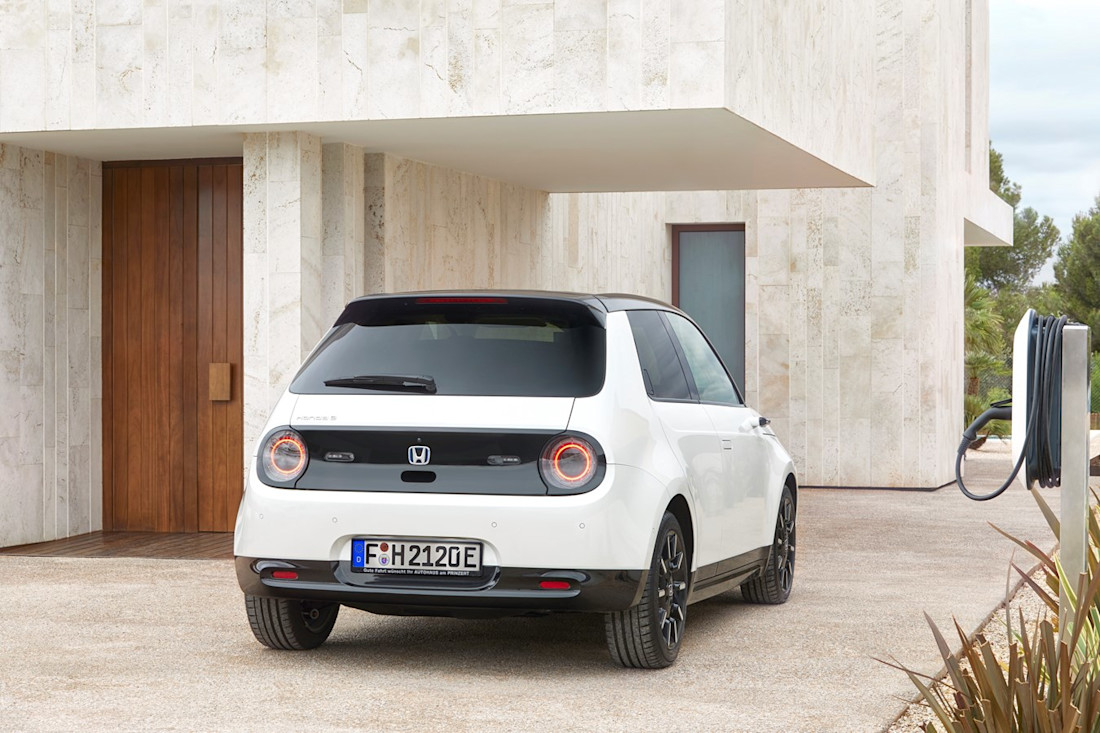 199731_2020_Honda_e.jpg