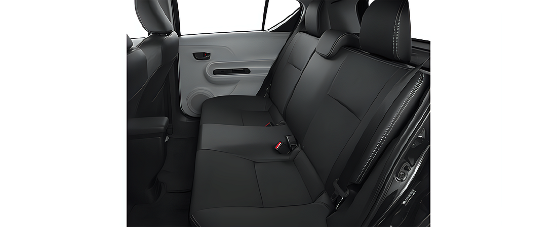 Toyota Prius c 2014 13