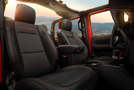Premier essai : Jeep Gladiator 2020 Body Image