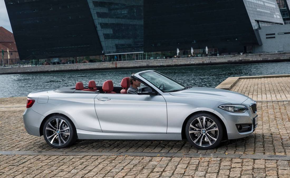 2788OfGFUmirf4FzCLUeXM-c7aa5220195d04d40d7042ccc0914fd0-bmw-228-side-1100