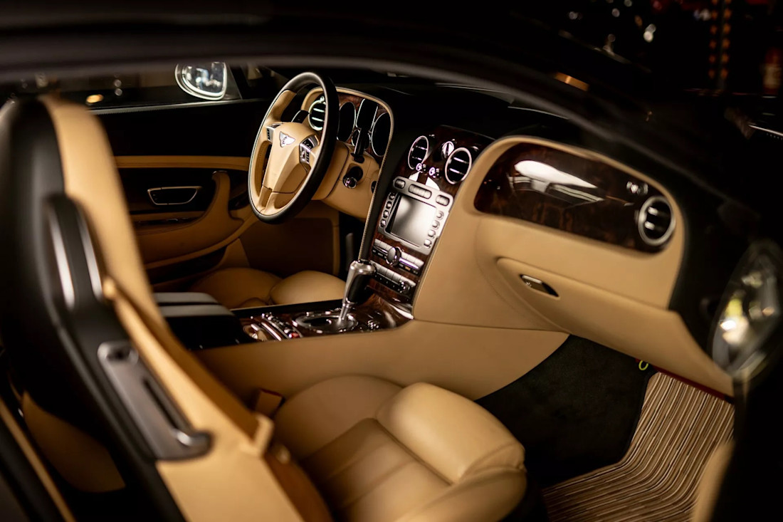 Bentley-Continental-Flying-Star-Touring-Superleggera (7).jpg