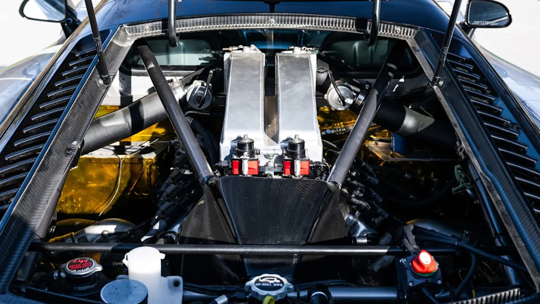 saleen-s7-lm-motor.jpg