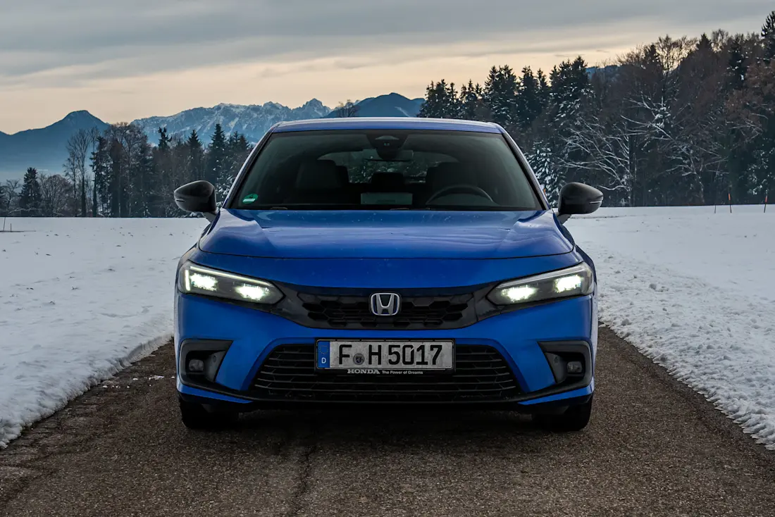 Honda-Civic-2023-Front