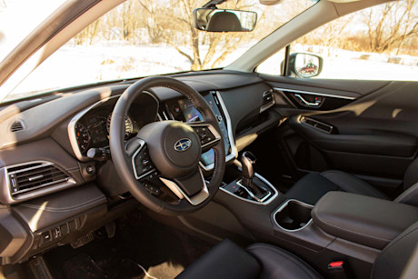 Nissan Altima 2020 contre Subaru Legacy 2020 : match comparatif Body Image
