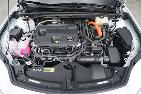 Editorial 2025 toyota crown signia di 21