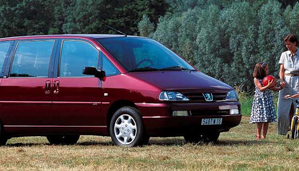 Peugeot 806