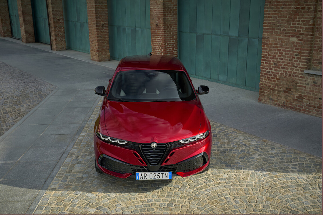 Alfa_Romeo_Tonale_2026-05.jpg