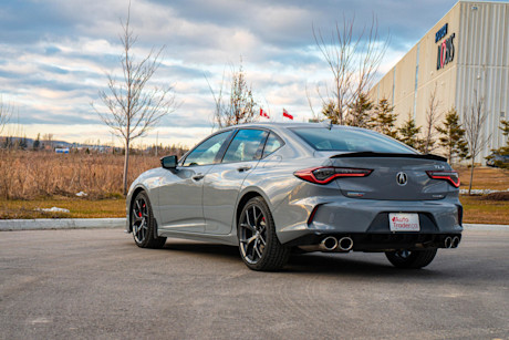 Editorial 2024 acura tlx type s td 240409 05 kd