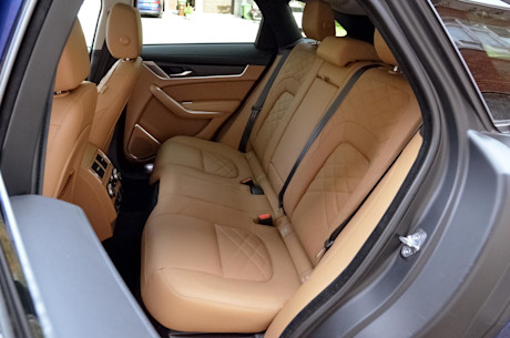 Jaguar F-Pace P250 S 2021 : essai routier Image