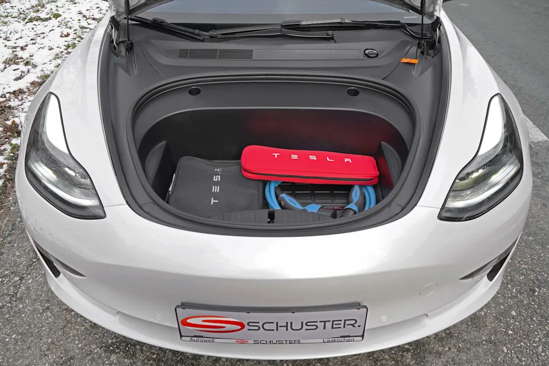 Tesla model 3 performance_frunk