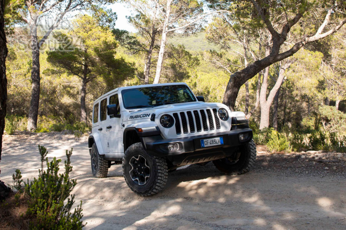 jeep-wrangler-4xe (15).jpg