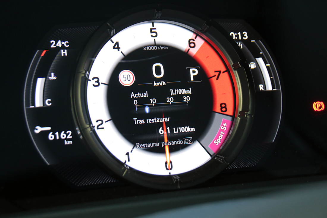 lexus-ux250h (13).JPG