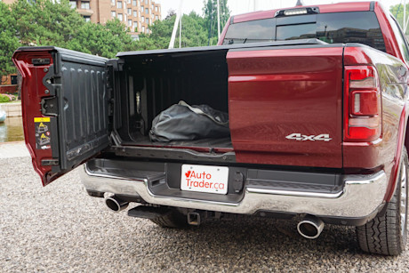 Editorial 2021 ram 1500 limited longhorn 4wd 14 di