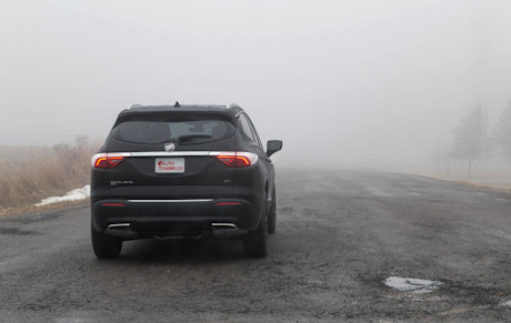 Editorial 2022 buick enclave essence 04 jw