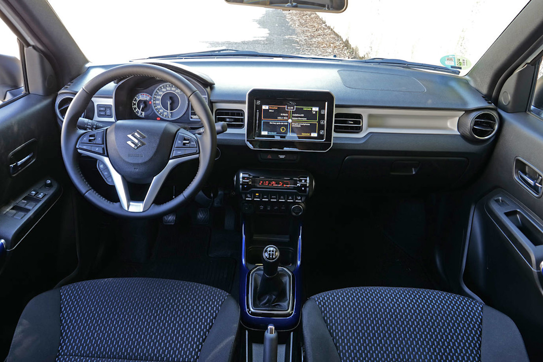 Prueba Suzuki Ignis 4x4 mild hybrid 2020 interiores ruben fidalgo (5).jpg