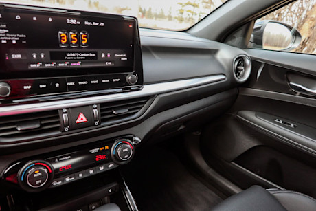 Editorial 2022 kia forte gt line 30 jm