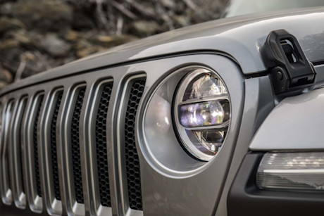 Editorial 2018 jeep wrangler unlimited sahara 15 bm