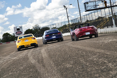 Editorial 2015 mustang fr s 2016 mx 5 09 jw