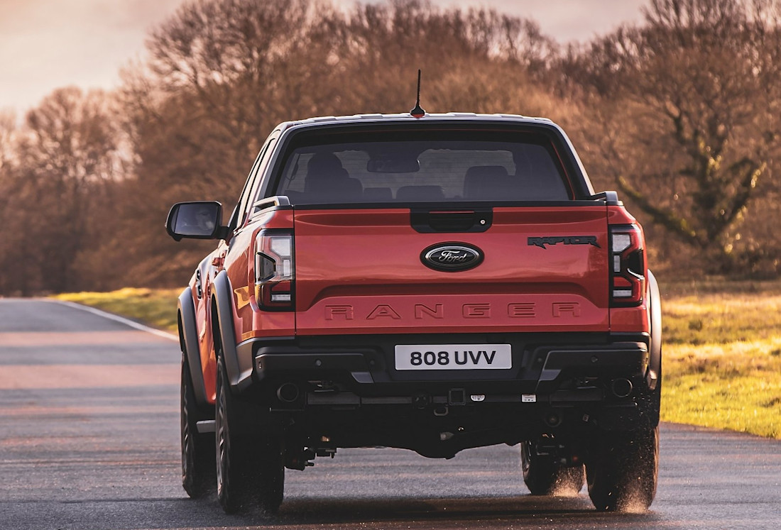 ford-ranger-raptor-back
