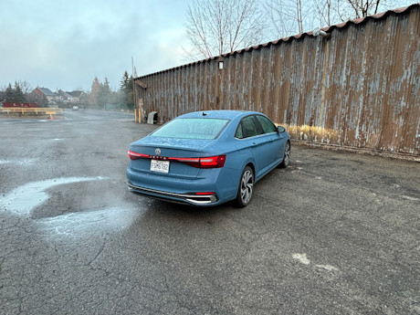 Volkswagen Jetta Highline 2025 : essai routier Image