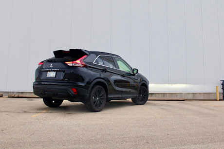Editorial 2024 mitsubishi eclipse cross noir td 240220 05 pb