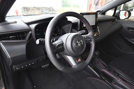 Toyota GR Corolla vs Volkswagen Golf R : match comparatif Image