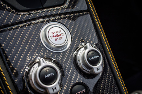 Editorial 18 bm mclaren 650s spider