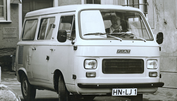 Fiat 900