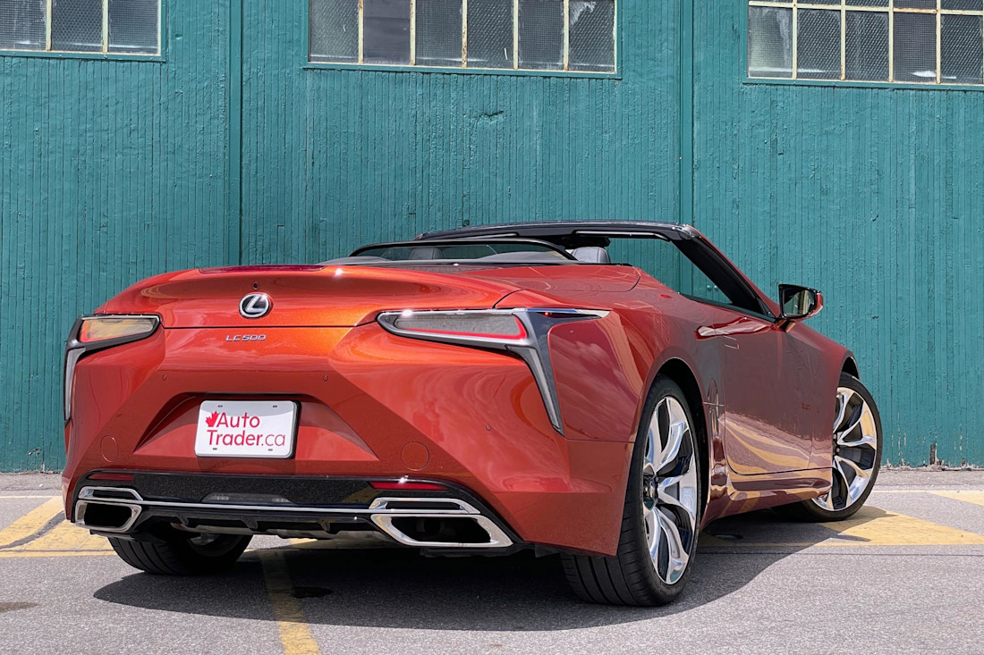 Editorial 2022 lexus lc 500 convertible 08 ct