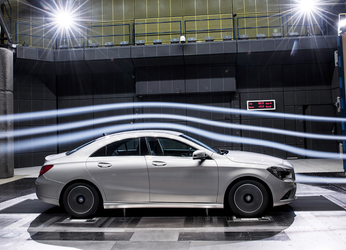 mercedes-benz-cla-180-side