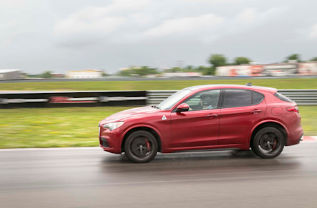 Editorial 2019 alfa romeo stelvio quadrifoglio 03 jw